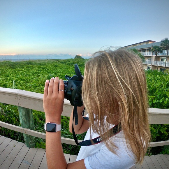 Meet your Posher, Hannah - Picture 1 of 1